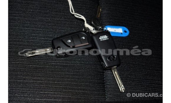 Acheter Import Voiture Toyota Hilux Autre à Import - Dubai, Iles Acheter Import Voiture Toyota Hilux Autre à Import - Dubai, Iles