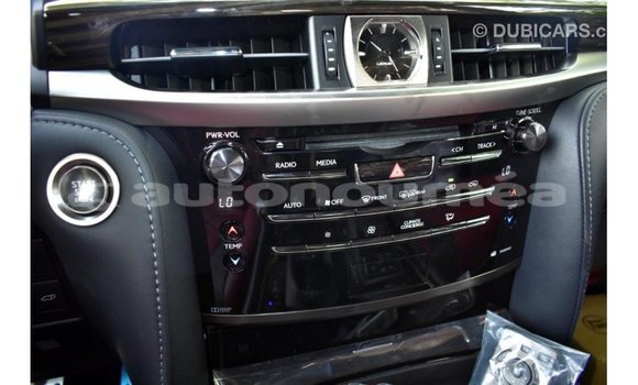 Acheter Import Voiture Lexus LX Noir à Import - Dubai, Iles Acheter Import Voiture Lexus LX Noir à Import - Dubai, Iles