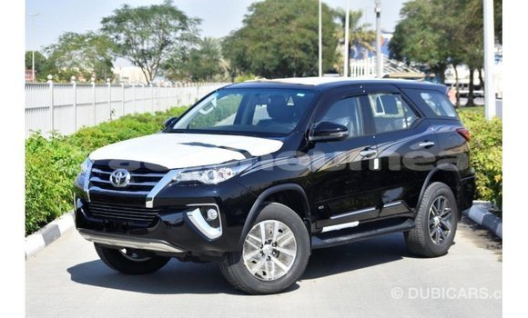 Buy Import Toyota Fortuner Black Car in Import - Dubai in Iles Buy Import Toyota Fortuner Black Car in Import - Dubai in Iles