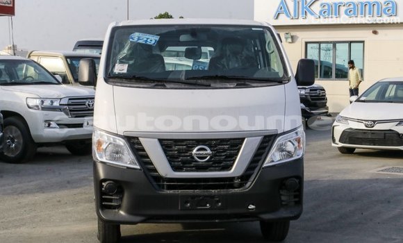 Buy Import Nissan Urvan White Car in Import - Dubai in Iles Buy Import Nissan Urvan White Car in Import - Dubai in Iles