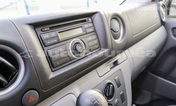 Buy Import Nissan Urvan White Car in Import - Dubai in Iles Buy Import Nissan Urvan White Car in Import - Dubai in Iles