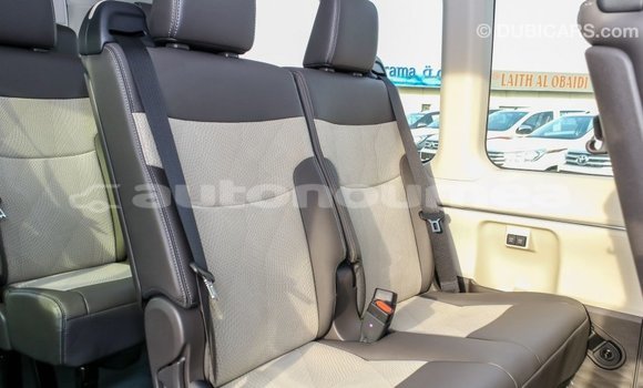 Buy Import Toyota Hiace White Car in Import - Dubai in Iles Buy Import Toyota Hiace White Car in Import - Dubai in Iles