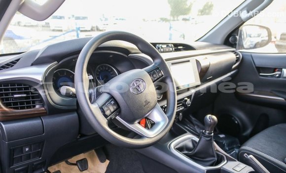 Buy Import Toyota Hilux Other Car in Import - Dubai in Iles Buy Import Toyota Hilux Other Car in Import - Dubai in Iles