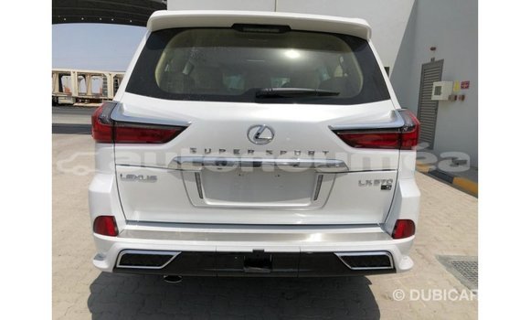Acheter Import Voiture Lexus LX Blanc à Import - Dubai, Iles Acheter Import Voiture Lexus LX Blanc à Import - Dubai, Iles