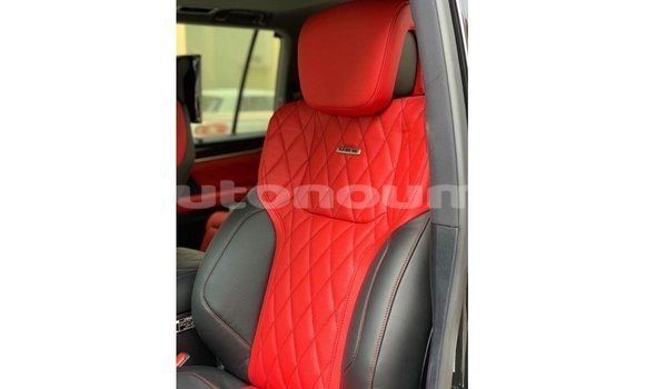 Acheter Import Voiture Lexus LX Noir à Import - Dubai, Iles Acheter Import Voiture Lexus LX Noir à Import - Dubai, Iles