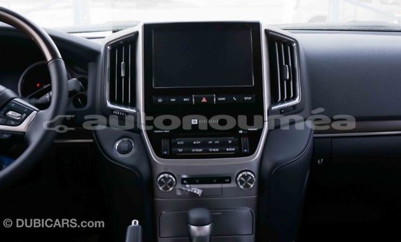 Acheter Import Voiture Toyota Land Cruiser Noir à Import - Dubai, Iles Acheter Import Voiture Toyota Land Cruiser Noir à Import - Dubai, Iles