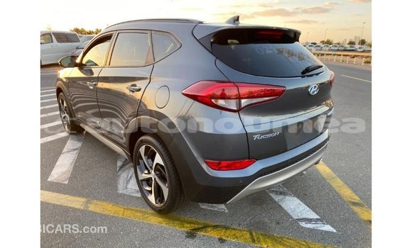 Acheter Import Voiture Hyundai Tucson Autre à Import - Dubai, Iles Acheter Import Voiture Hyundai Tucson Autre à Import - Dubai, Iles