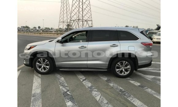 Acheter Import Voiture Toyota Highlander Autre à Import - Dubai, Iles Acheter Import Voiture Toyota Highlander Autre à Import - Dubai, Iles