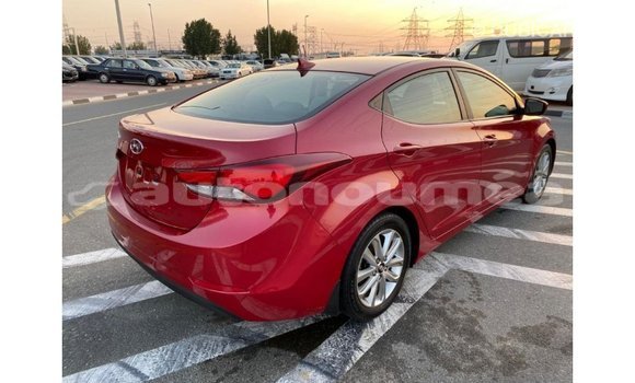 Acheter Import Voiture Hyundai Elantra Rouge à Import - Dubai, Iles Acheter Import Voiture Hyundai Elantra Rouge à Import - Dubai, Iles