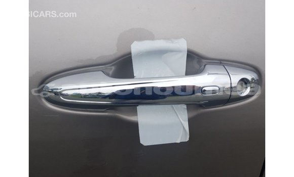 Buy Import Toyota Hilux Other Car in Import - Dubai in Iles Buy Import Toyota Hilux Other Car in Import - Dubai in Iles