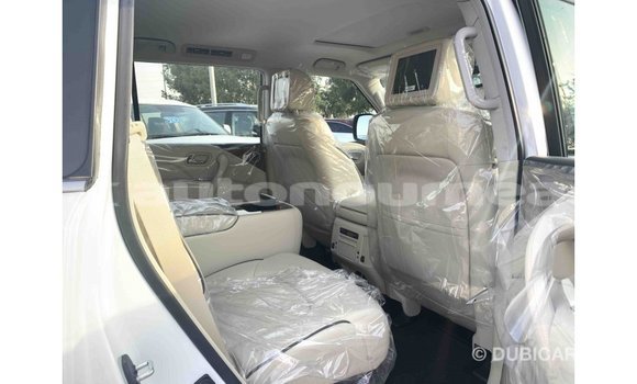 Buy Import Infiniti Q White Car in Import - Dubai in Iles Buy Import Infiniti Q White Car in Import - Dubai in Iles