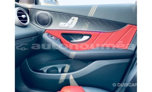 Acheter Import Voiture Mercedes-Benz GLC Noir à Import - Dubai, Iles Acheter Import Voiture Mercedes-Benz GLC Noir à Import - Dubai, Iles