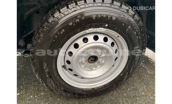 Buy Import Mitsubishi L200 White Car in Import - Dubai in Iles Buy Import Mitsubishi L200 White Car in Import - Dubai in Iles