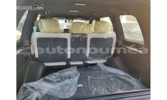 Acheter Import Voiture Lexus LX Bleu à Import - Dubai, Iles Acheter Import Voiture Lexus LX Bleu à Import - Dubai, Iles