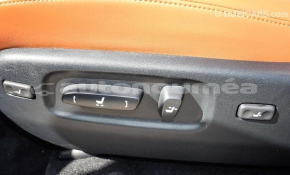 Acheter Import Voiture Lexus LX Blanc à Import - Dubai, Iles Acheter Import Voiture Lexus LX Blanc à Import - Dubai, Iles