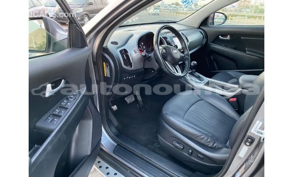 Acheter Import Voiture Kia Sportage Autre à Import - Dubai, Iles Acheter Import Voiture Kia Sportage Autre à Import - Dubai, Iles