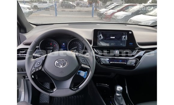 Buy Import Toyota C-HR Other Car in Import - Dubai in Iles Buy Import Toyota C-HR Other Car in Import - Dubai in Iles
