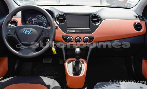 Buy Import Hyundai i10 Red Car in Import - Dubai in Iles Buy Import Hyundai i10 Red Car in Import - Dubai in Iles