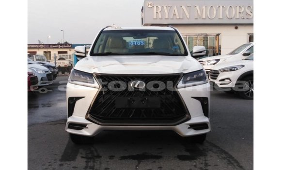 Buy Import Lexus LX White Car in Import - Dubai in Iles Buy Import Lexus LX White Car in Import - Dubai in Iles