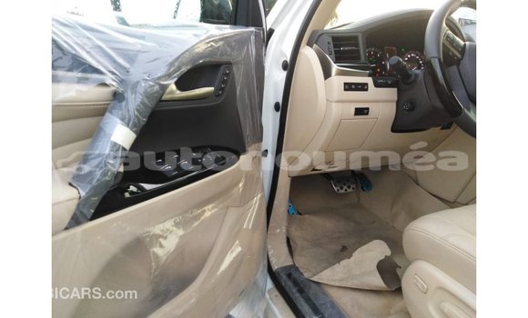 Buy Import Lexus LX White Car in Import - Dubai in Iles Buy Import Lexus LX White Car in Import - Dubai in Iles