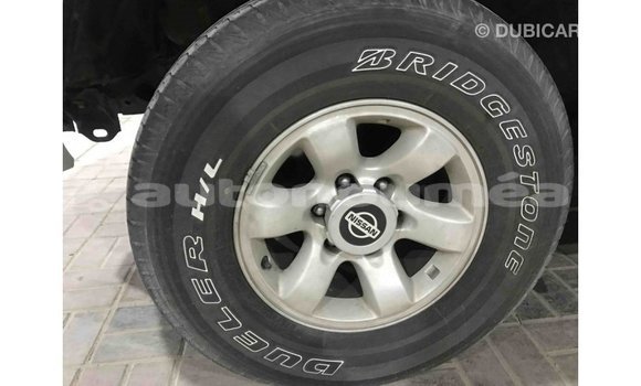 Buy Import Nissan Patrol White Car in Import - Dubai in Iles Buy Import Nissan Patrol White Car in Import - Dubai in Iles