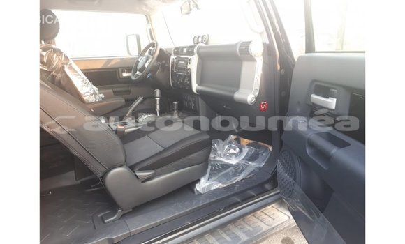 Buy Import Toyota FJ Cruiser Black Car in Import - Dubai in Iles Buy Import Toyota FJ Cruiser Black Car in Import - Dubai in Iles