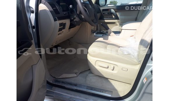 Buy Import Toyota Land Cruiser Other Car in Import - Dubai in Iles Buy Import Toyota Land Cruiser Other Car in Import - Dubai in Iles