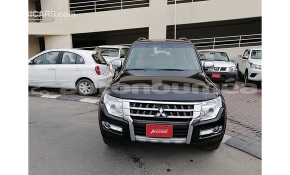 Buy Import Mitsubishi Pajero Black Car in Import - Dubai in Iles Buy Import Mitsubishi Pajero Black Car in Import - Dubai in Iles