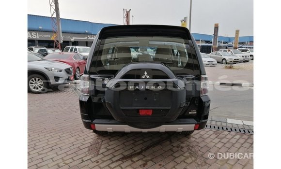 Buy Import Mitsubishi Pajero Black Car in Import - Dubai in Iles Buy Import Mitsubishi Pajero Black Car in Import - Dubai in Iles