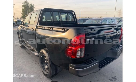 Buy Import Toyota Hilux Black Car in Import - Dubai in Iles Buy Import Toyota Hilux Black Car in Import - Dubai in Iles