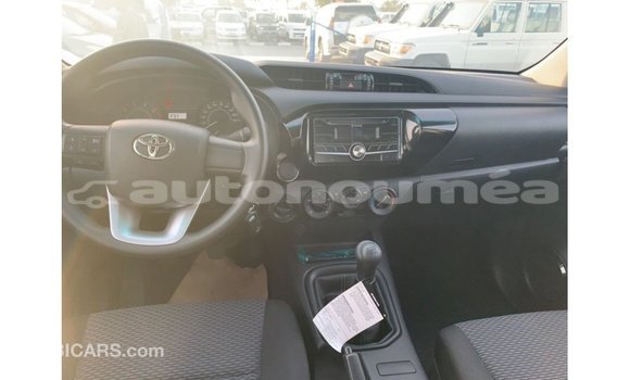 Buy Import Toyota Hilux Black Car in Import - Dubai in Iles Buy Import Toyota Hilux Black Car in Import - Dubai in Iles