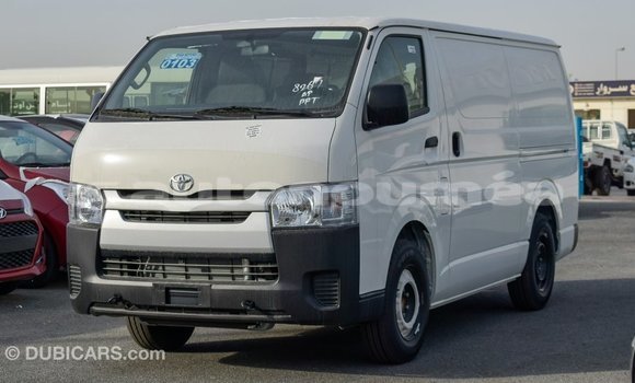 Buy Import Toyota Hiace White Car in Import - Dubai in Iles Buy Import Toyota Hiace White Car in Import - Dubai in Iles