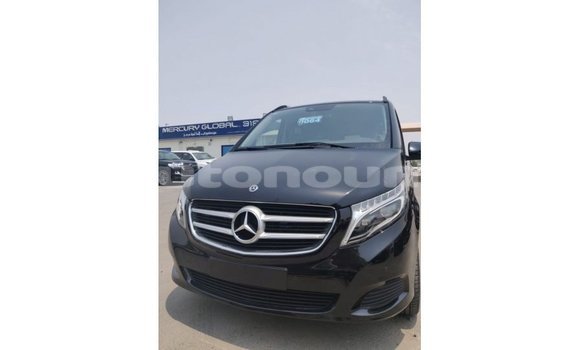 Acheter Import Voiture Mercedes-Benz 250 Noir à Import - Dubai, Iles Acheter Import Voiture Mercedes-Benz 250 Noir à Import - Dubai, Iles