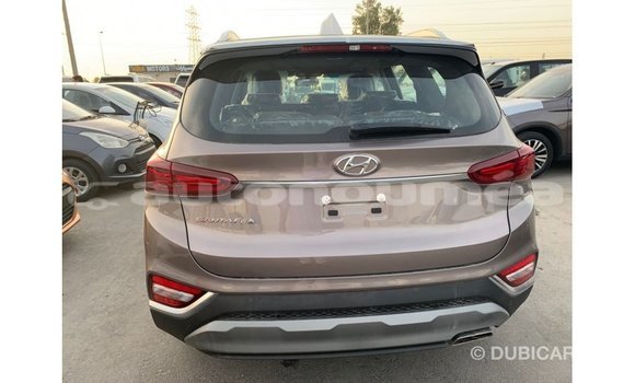 Acheter Import Voiture Hyundai Santa Fe Marron à Import - Dubai, Iles Acheter Import Voiture Hyundai Santa Fe Marron à Import - Dubai, Iles