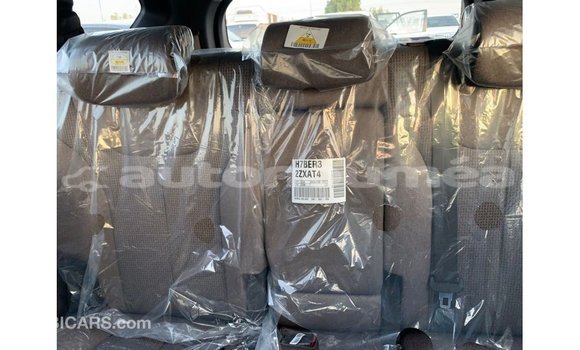 Acheter Import Voiture Hyundai Santa Fe Marron à Import - Dubai, Iles Acheter Import Voiture Hyundai Santa Fe Marron à Import - Dubai, Iles