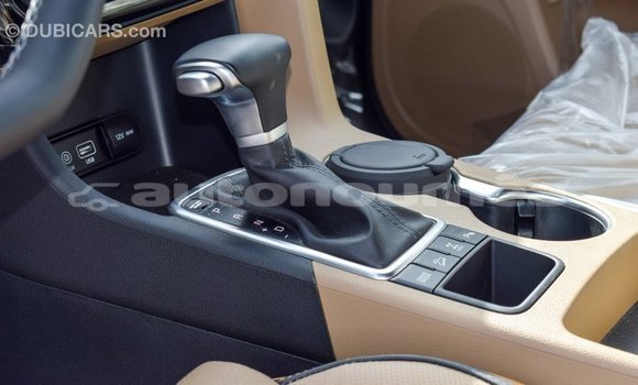 Buy Import Kia Sportage Other Car in Import - Dubai in Iles Buy Import Kia Sportage Other Car in Import - Dubai in Iles