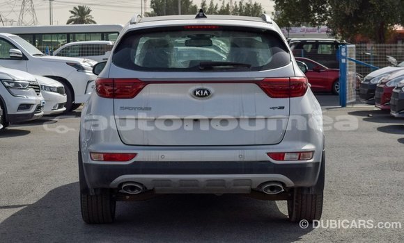 Buy Import Kia Sportage Other Car in Import - Dubai in Iles Buy Import Kia Sportage Other Car in Import - Dubai in Iles