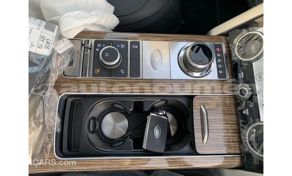 Buy Import Land Rover Range Rover Black Car in Import - Dubai in Iles Buy Import Land Rover Range Rover Black Car in Import - Dubai in Iles