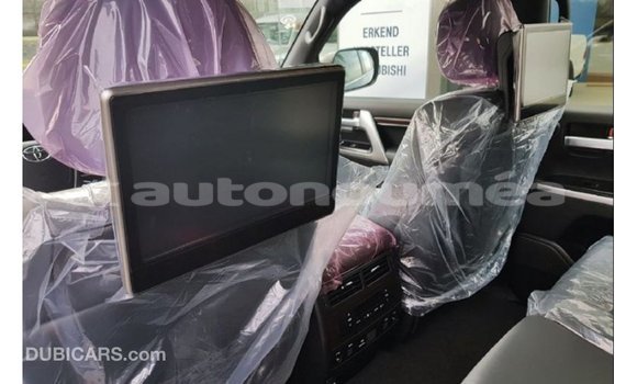 Acheter Import Voiture Toyota Land Cruiser Noir à Import - Dubai, Iles Acheter Import Voiture Toyota Land Cruiser Noir à Import - Dubai, Iles