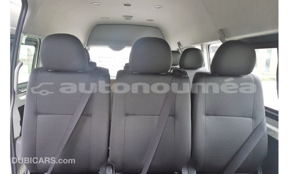 Buy Import Toyota Hiace White Car in Import - Dubai in Iles Buy Import Toyota Hiace White Car in Import - Dubai in Iles