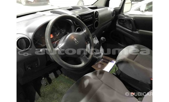 Buy Import Peugeot Partner White Car in Import - Dubai in Iles Buy Import Peugeot Partner White Car in Import - Dubai in Iles