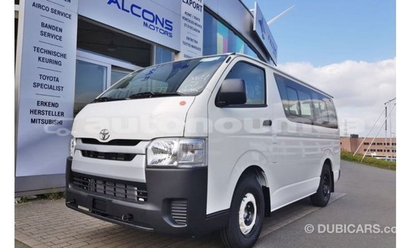Acheter Import Voiture Toyota Hiace Blanc à Import - Dubai, Iles Acheter Import Voiture Toyota Hiace Blanc à Import - Dubai, Iles
