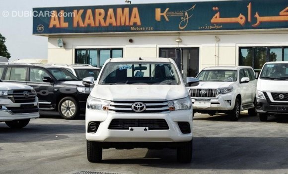 Buy Import Toyota Hilux White Car in Import - Dubai in Iles Buy Import Toyota Hilux White Car in Import - Dubai in Iles