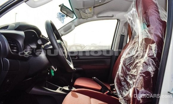 Buy Import Toyota Hilux White Car in Import - Dubai in Iles Buy Import Toyota Hilux White Car in Import - Dubai in Iles