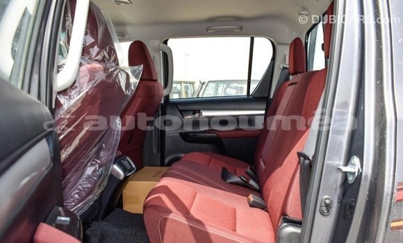 Buy Import Toyota Hilux Other Car in Import - Dubai in Iles Buy Import Toyota Hilux Other Car in Import - Dubai in Iles