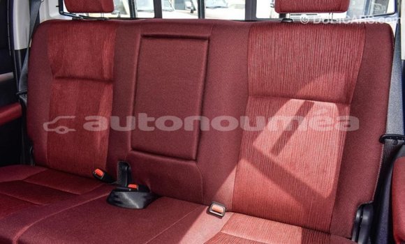 Buy Import Toyota Hilux Other Car in Import - Dubai in Iles Buy Import Toyota Hilux Other Car in Import - Dubai in Iles