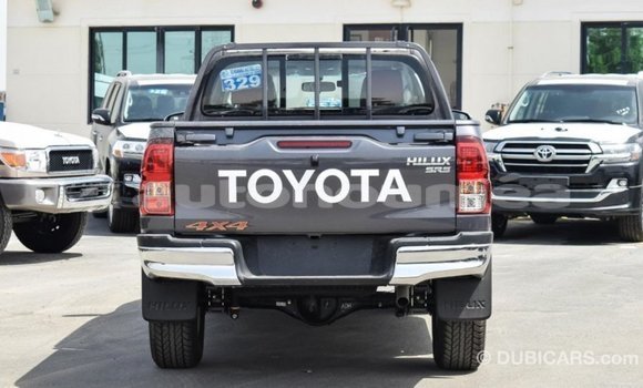 Buy Import Toyota Hilux Other Car in Import - Dubai in Iles Buy Import Toyota Hilux Other Car in Import - Dubai in Iles