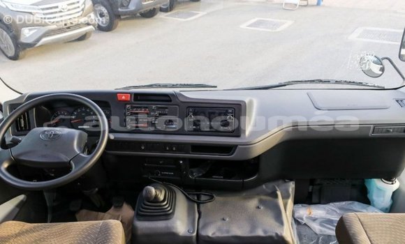 Buy Import Toyota Coaster White Car in Import - Dubai in Iles Buy Import Toyota Coaster White Car in Import - Dubai in Iles