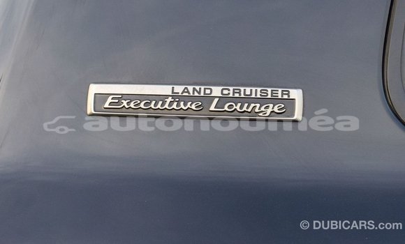 Acheter Import Voiture Toyota Land Cruiser Noir à Import - Dubai, Iles Acheter Import Voiture Toyota Land Cruiser Noir à Import - Dubai, Iles