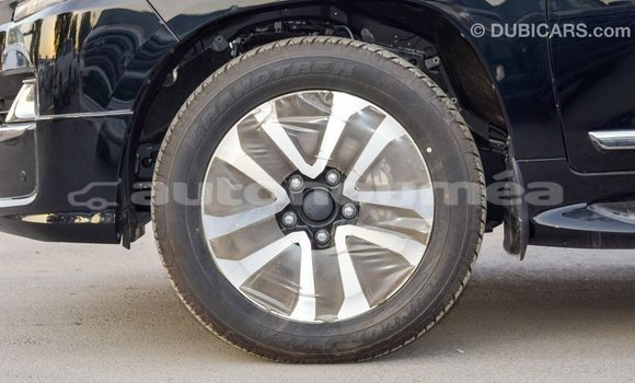 Acheter Import Voiture Toyota Land Cruiser Noir à Import - Dubai, Iles Acheter Import Voiture Toyota Land Cruiser Noir à Import - Dubai, Iles